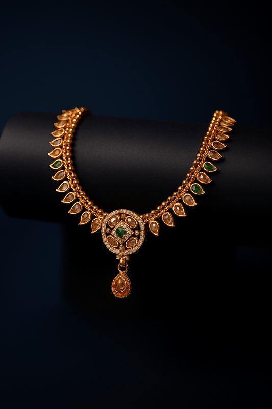 Chandraki Kairi Chakor Set with Earrings - OY JEWELLS -