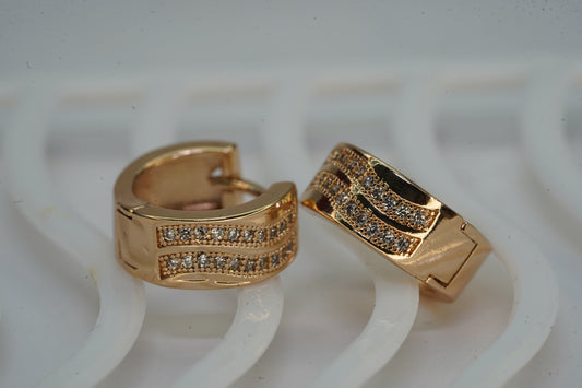 Double S Paralell studds Earrings - OY JEWELLS - 