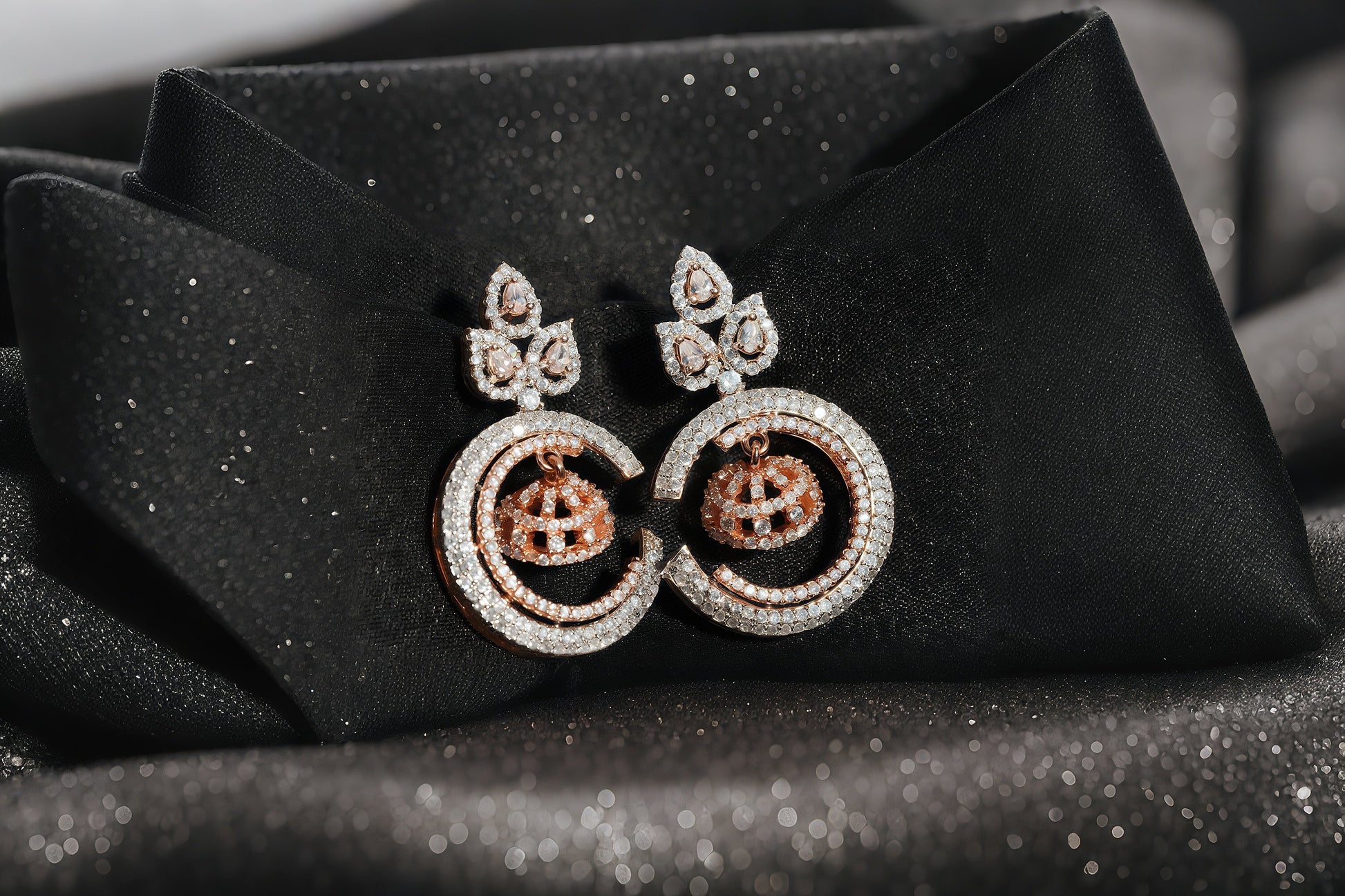 Leaf Above the Circle Design Earrings - OY JEWELLS - 